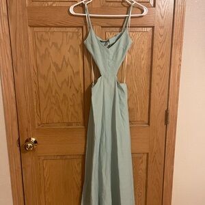Sold 🤍Beautiful Mint cutout sun dress